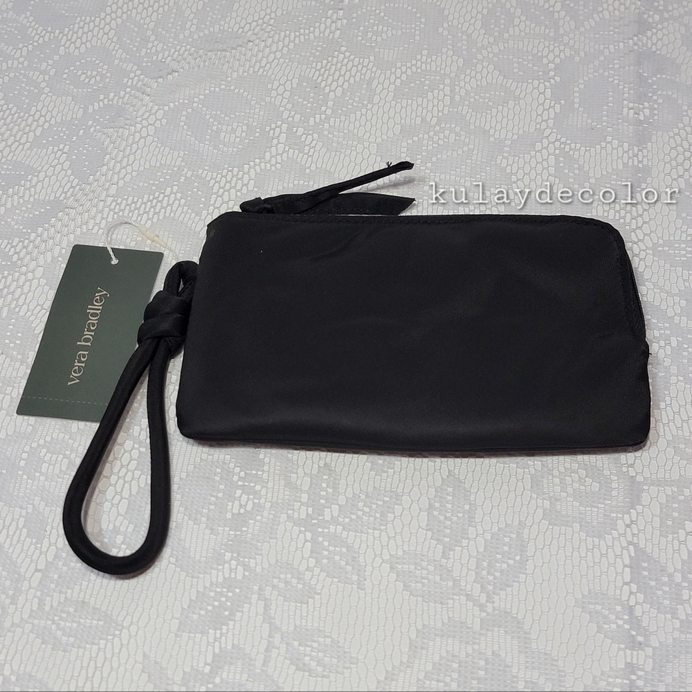 Vera Bradley Classic Black Wristlet Wallet Nylon Zip Pouch 3 Card Slip Pockets